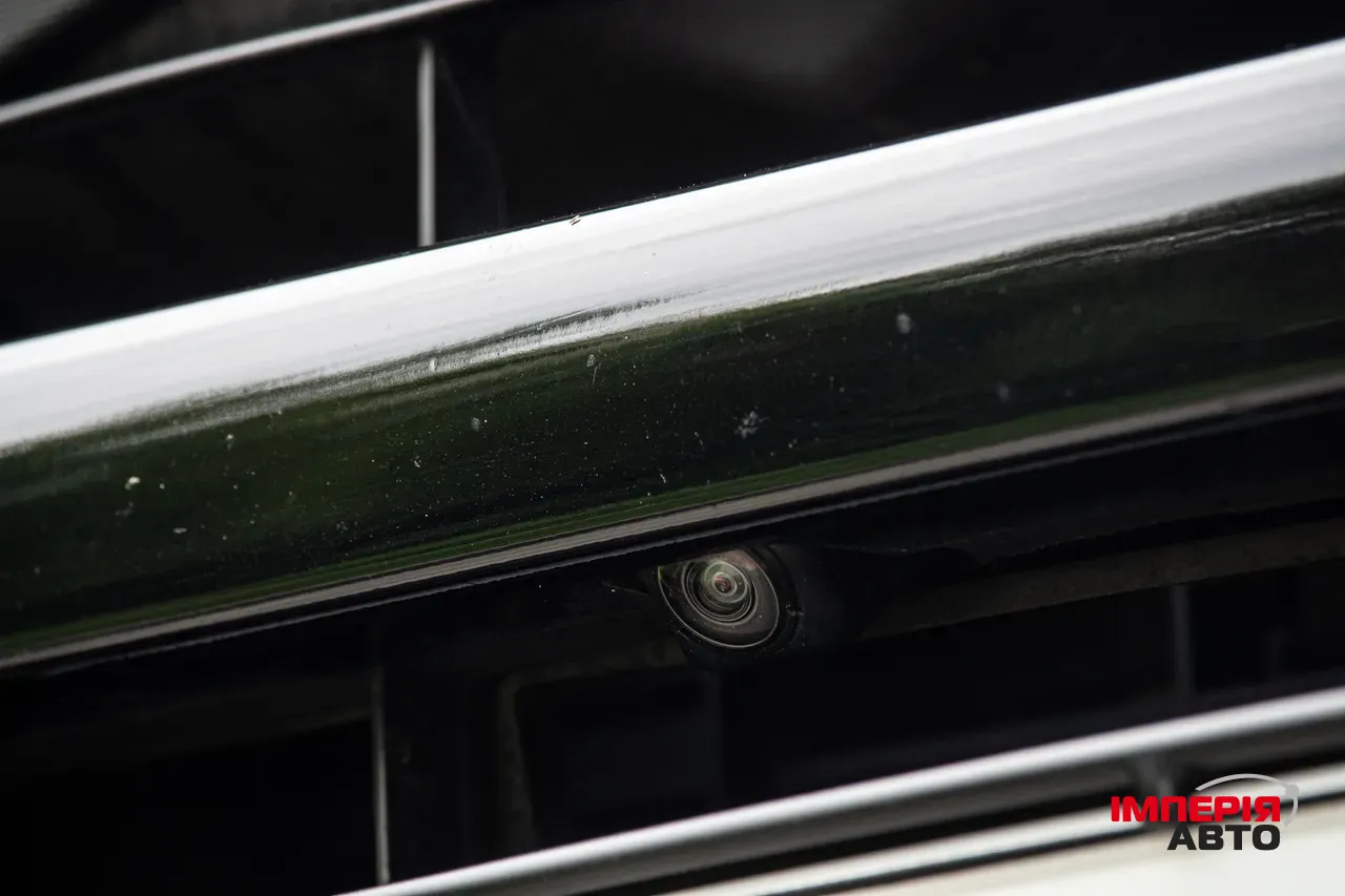 Mitsubishi Outlander - фото 6