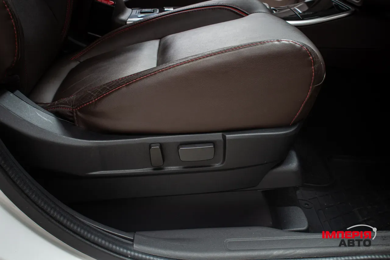 Mitsubishi Outlander - фото 57