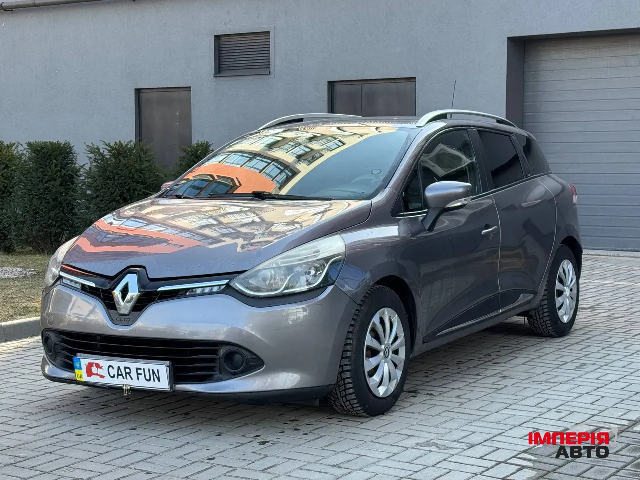 Renault Clio - фото 1