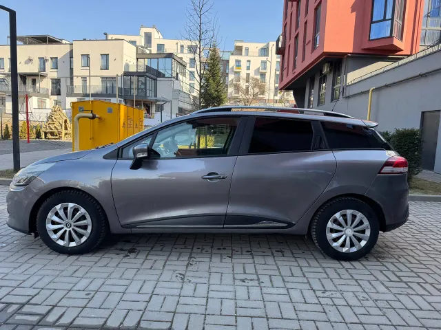 Renault Clio - фото 5