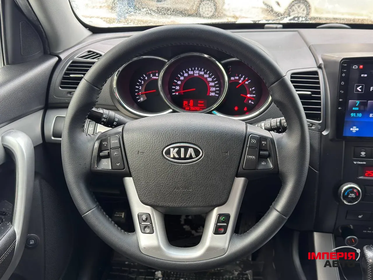 Kia Sorento - фото 17