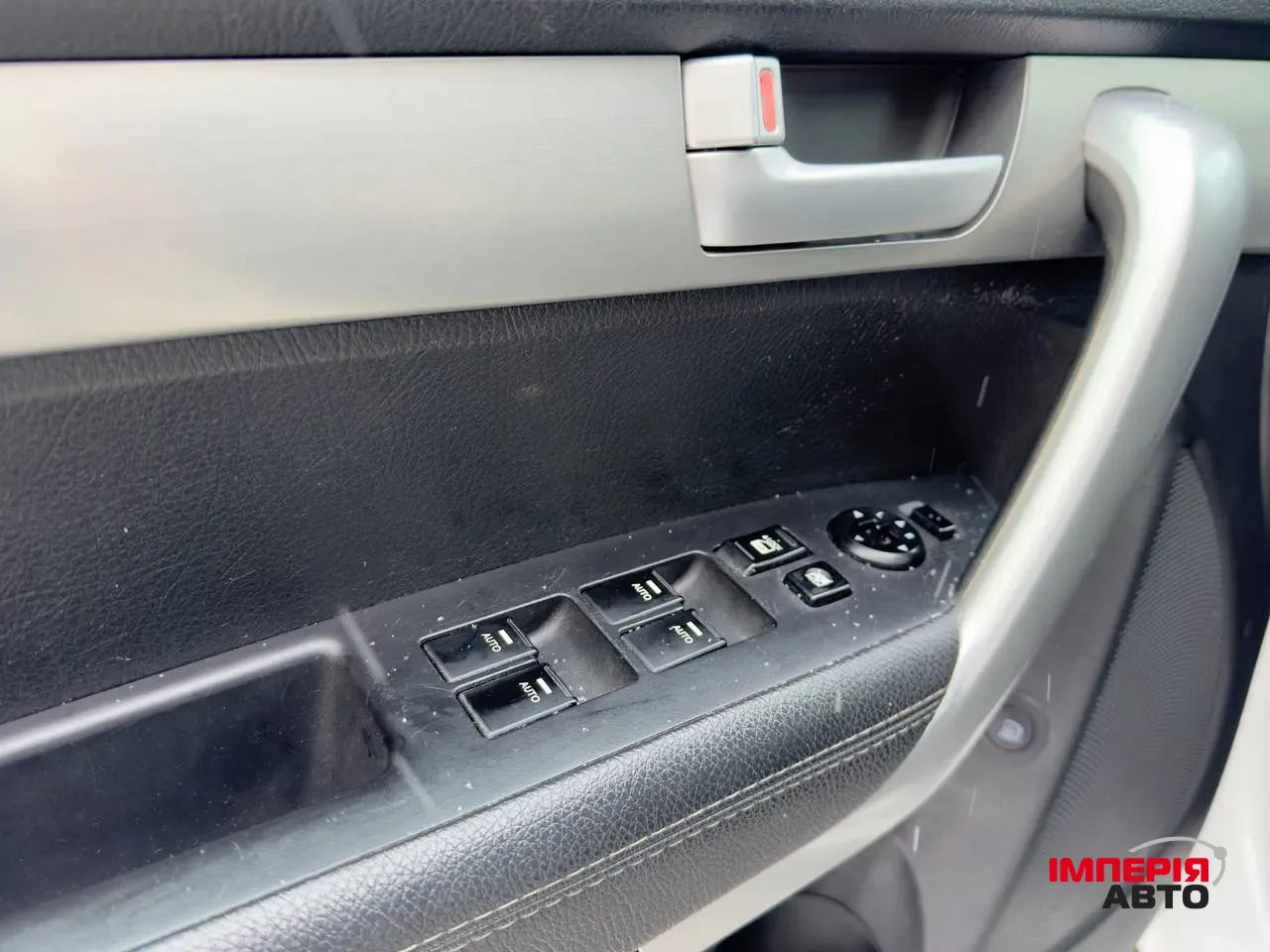 Kia Sorento - фото 14