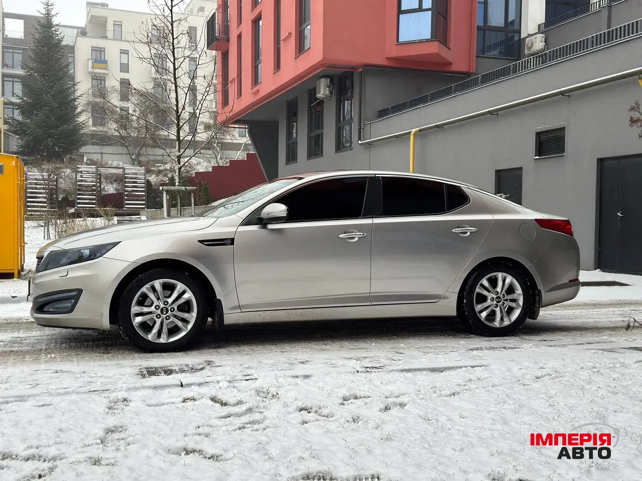 Kia Optima - фото 11