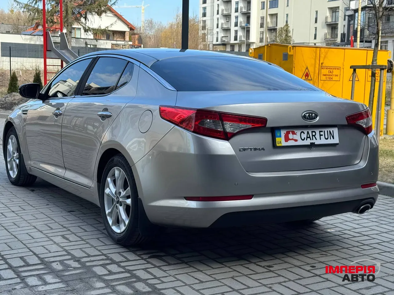 Kia Optima - фото 6