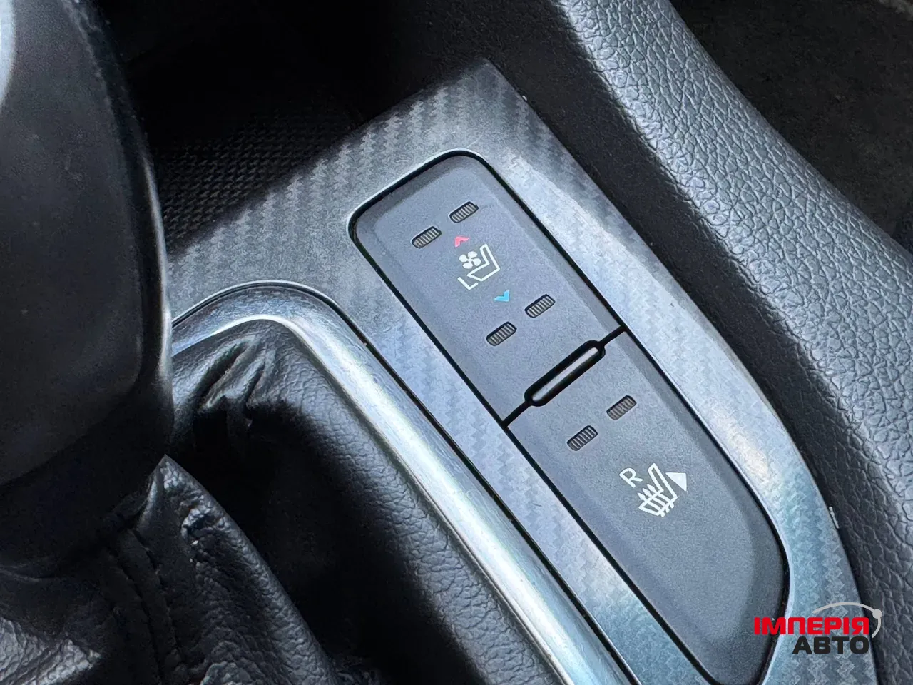 Kia Optima - фото 23