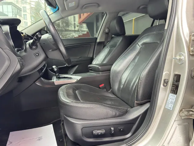 Kia Optima - фото 5