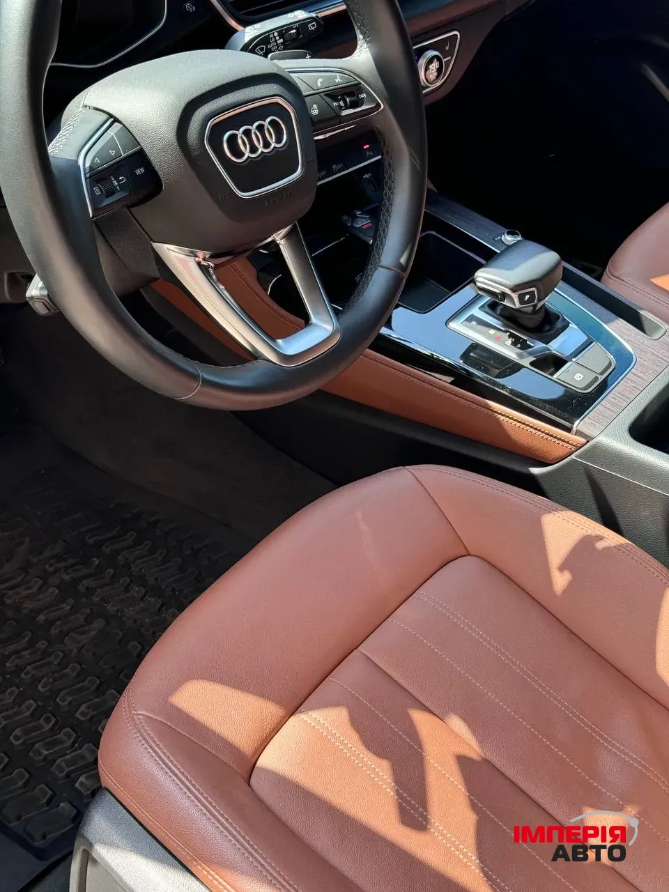 Audi Q5 - фото 12