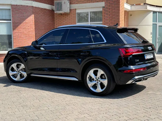 Audi Q5 - фото 2