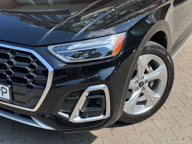 Audi Q5 - фото 1