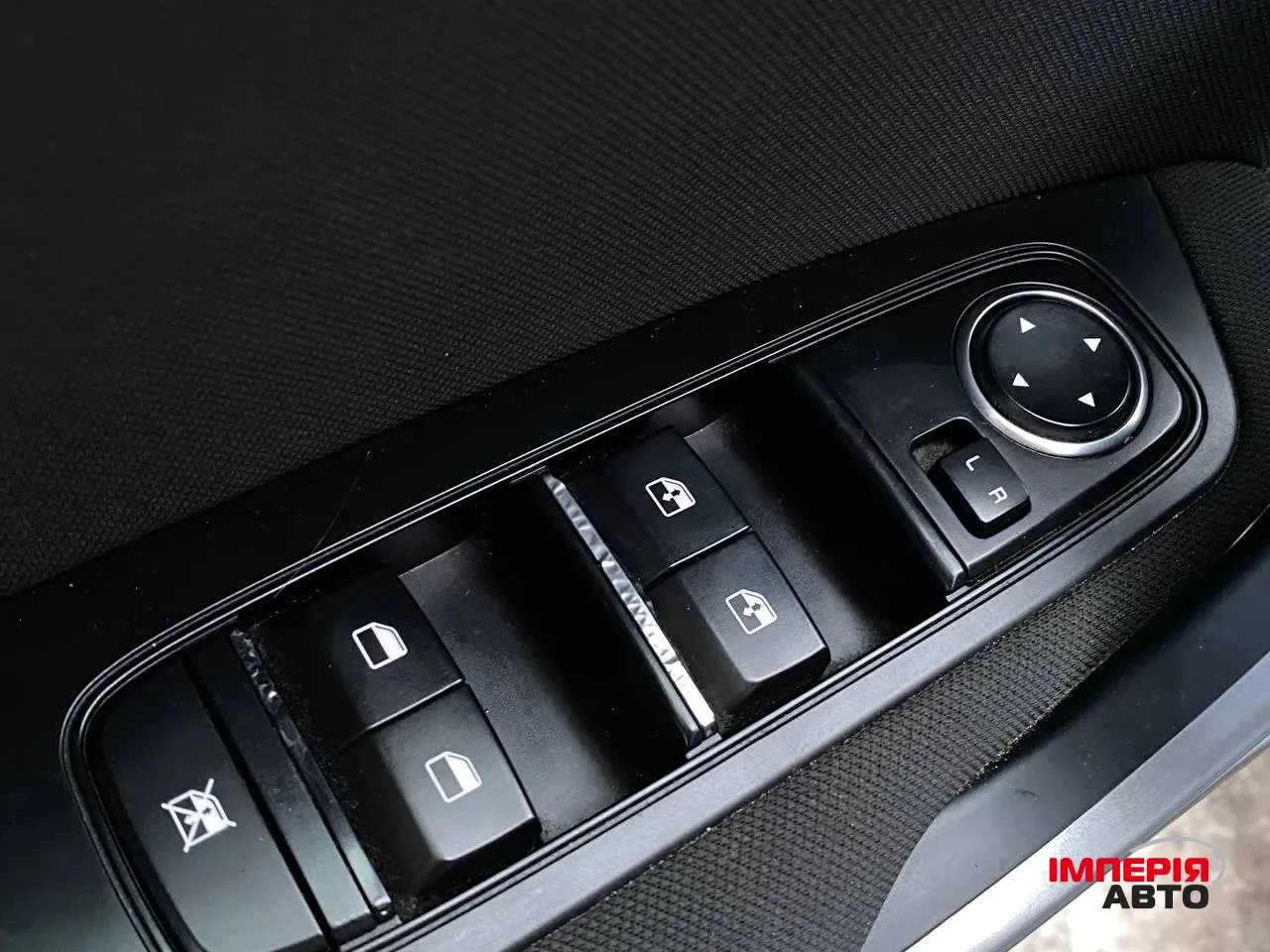 Kia Ceed - фото 14