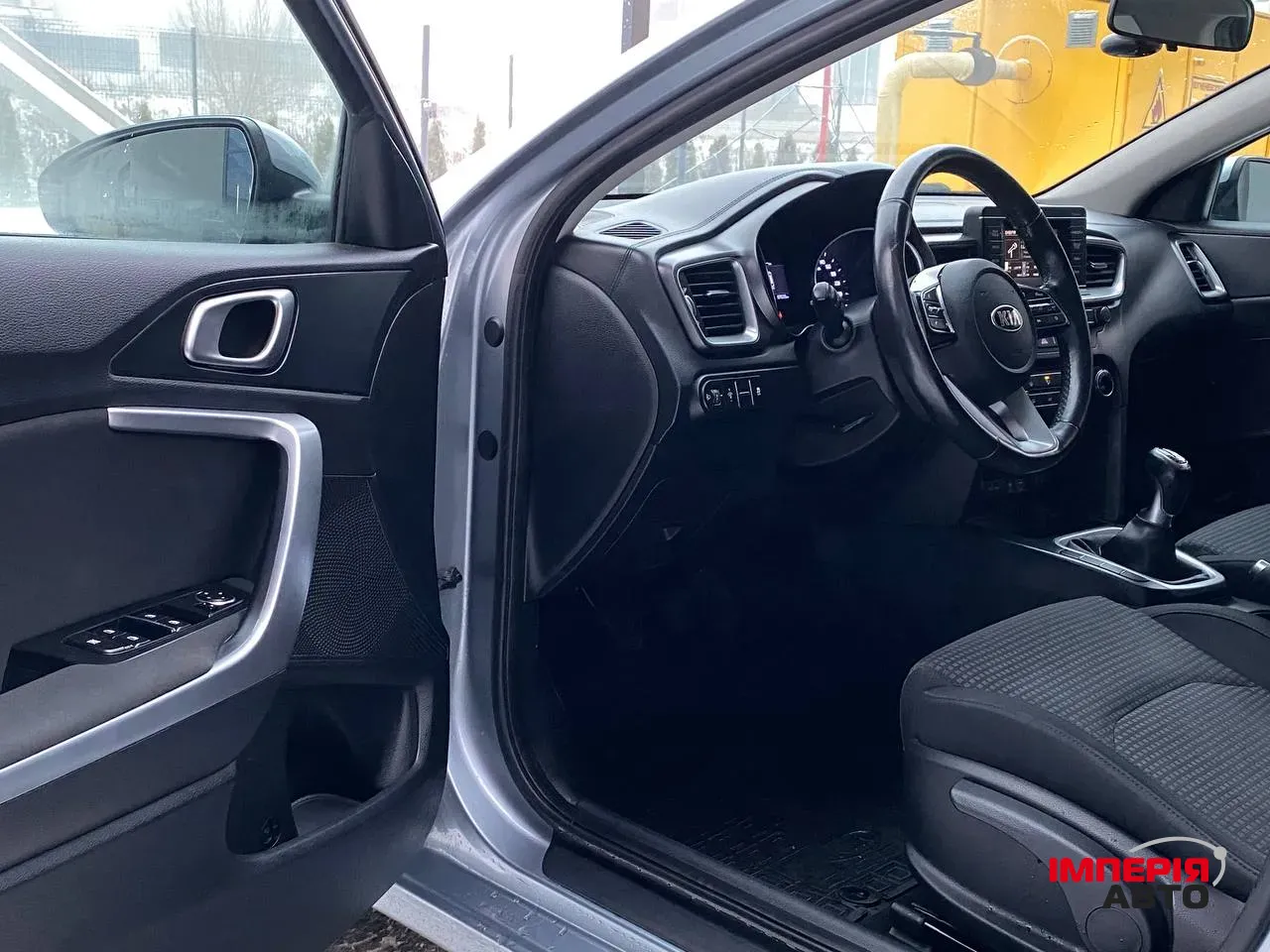 Kia Ceed - фото 12