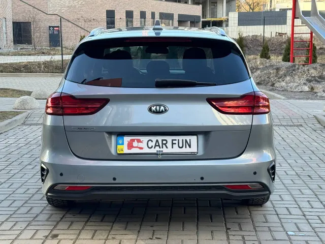 Kia Ceed - фото 5