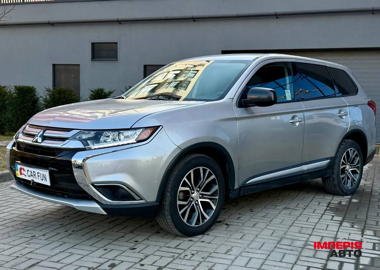 Mitsubishi Outlander - фото 2