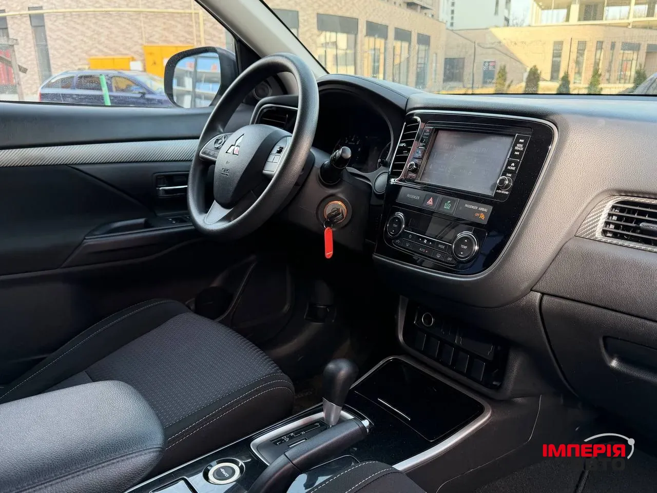 Mitsubishi Outlander - фото 19
