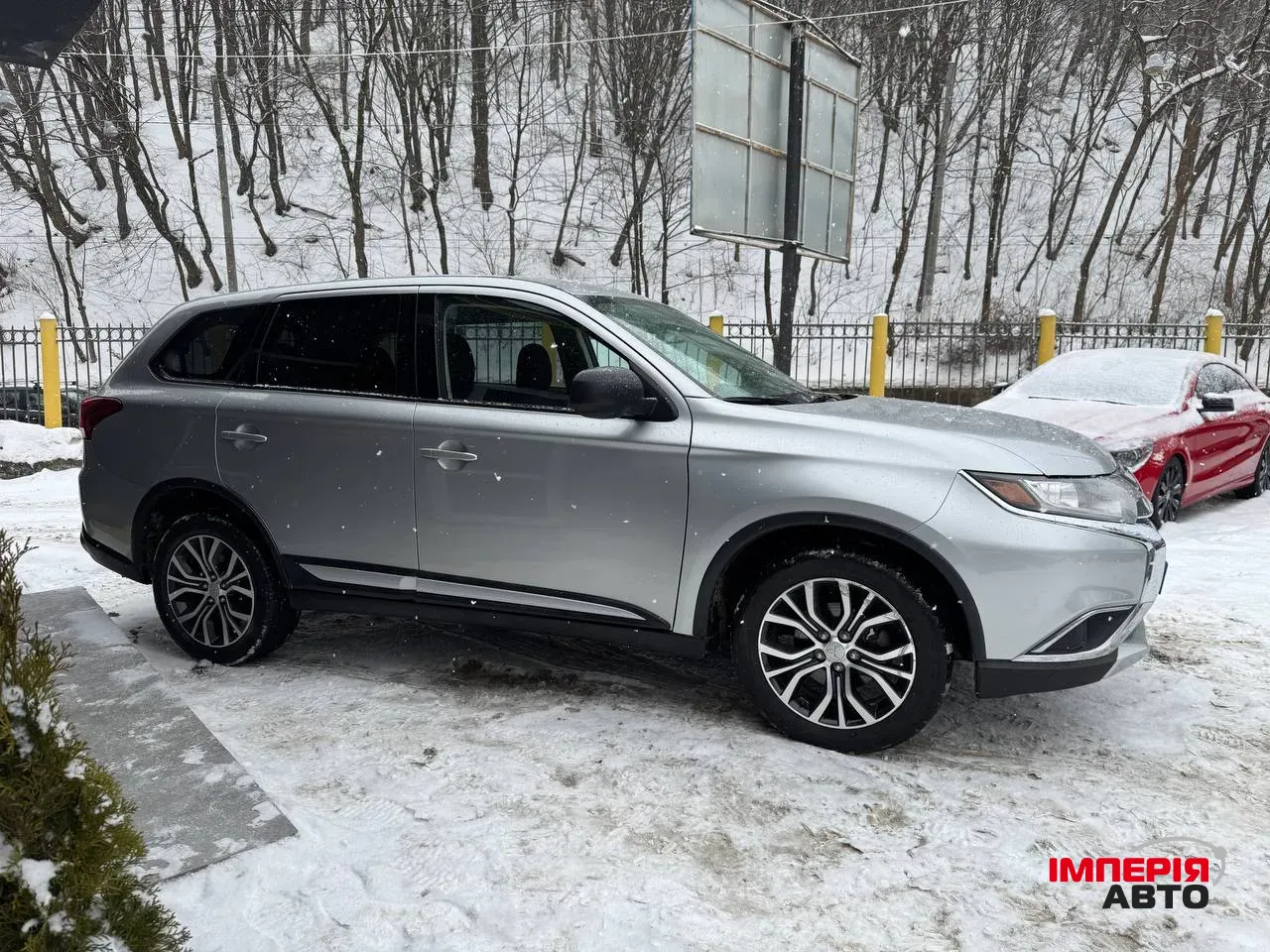 Mitsubishi Outlander - фото 6