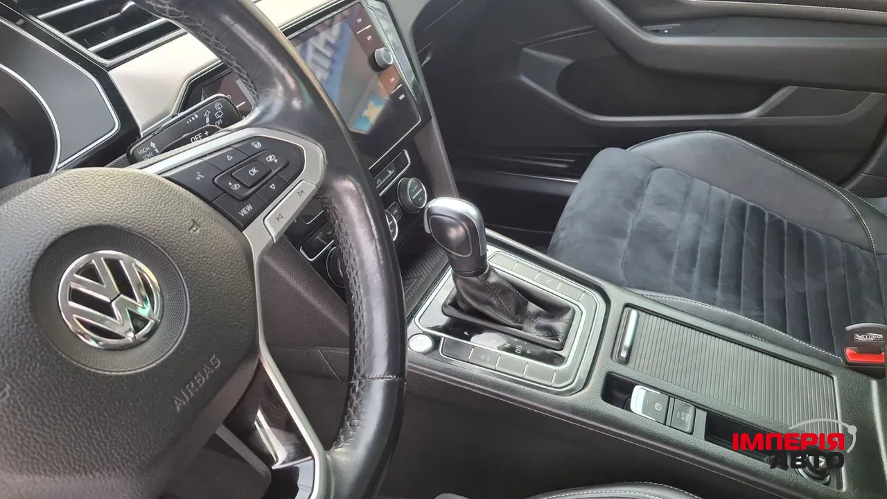 Volkswagen Passat - фото 27