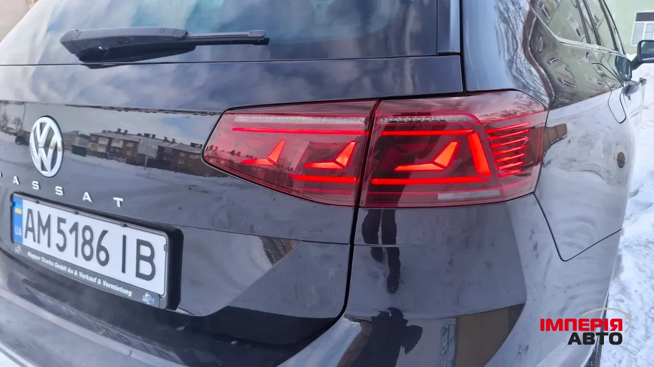 Volkswagen Passat - фото 10