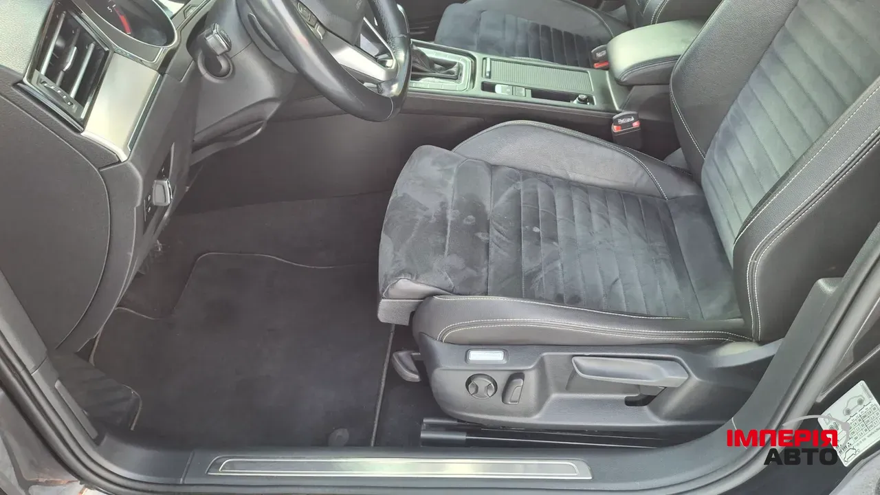 Volkswagen Passat - фото 25