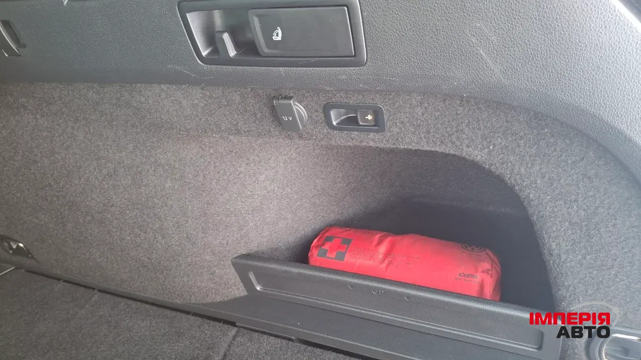 Volkswagen Passat - фото 24