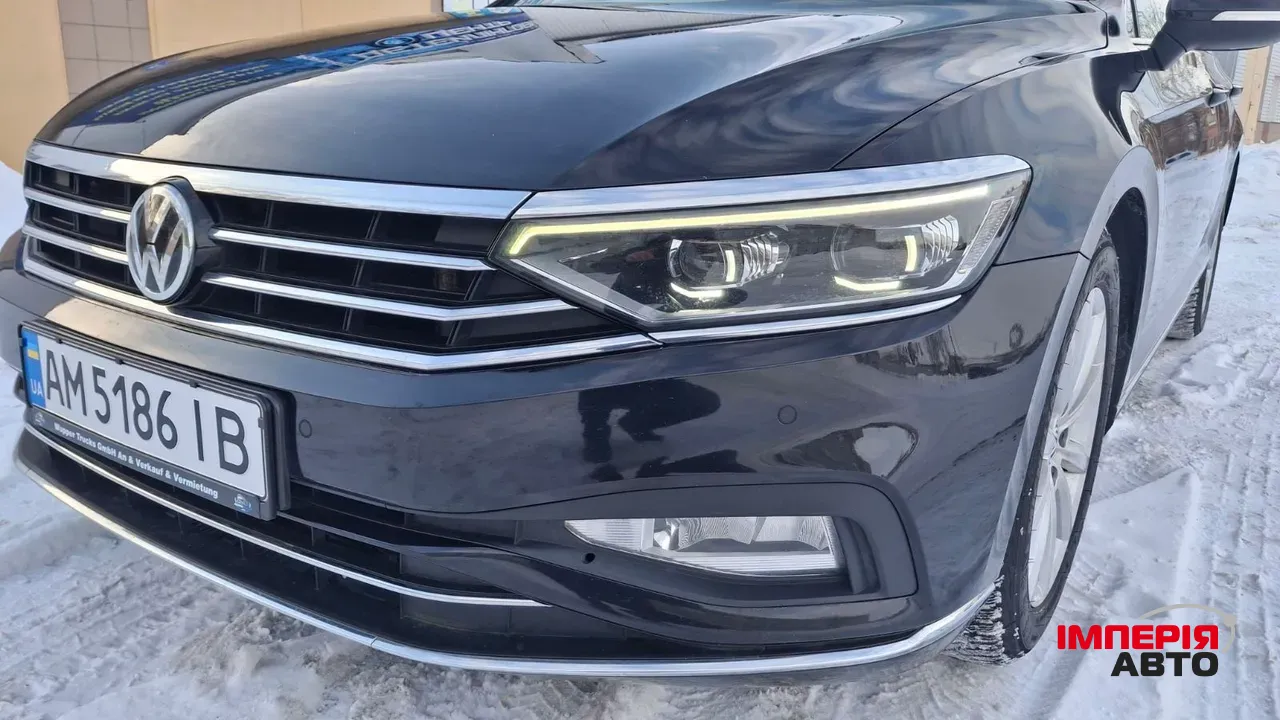 Volkswagen Passat - фото 12