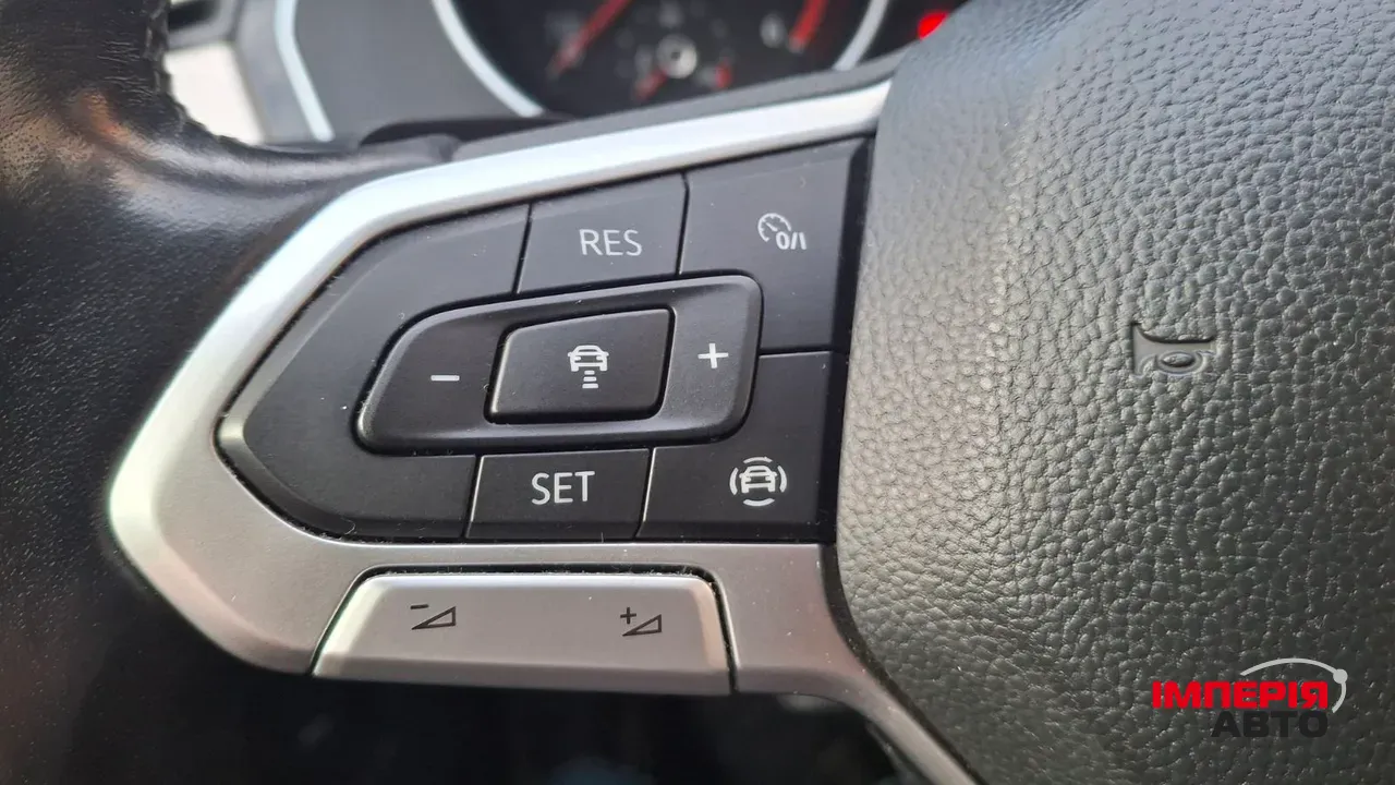 Volkswagen Passat - фото 16