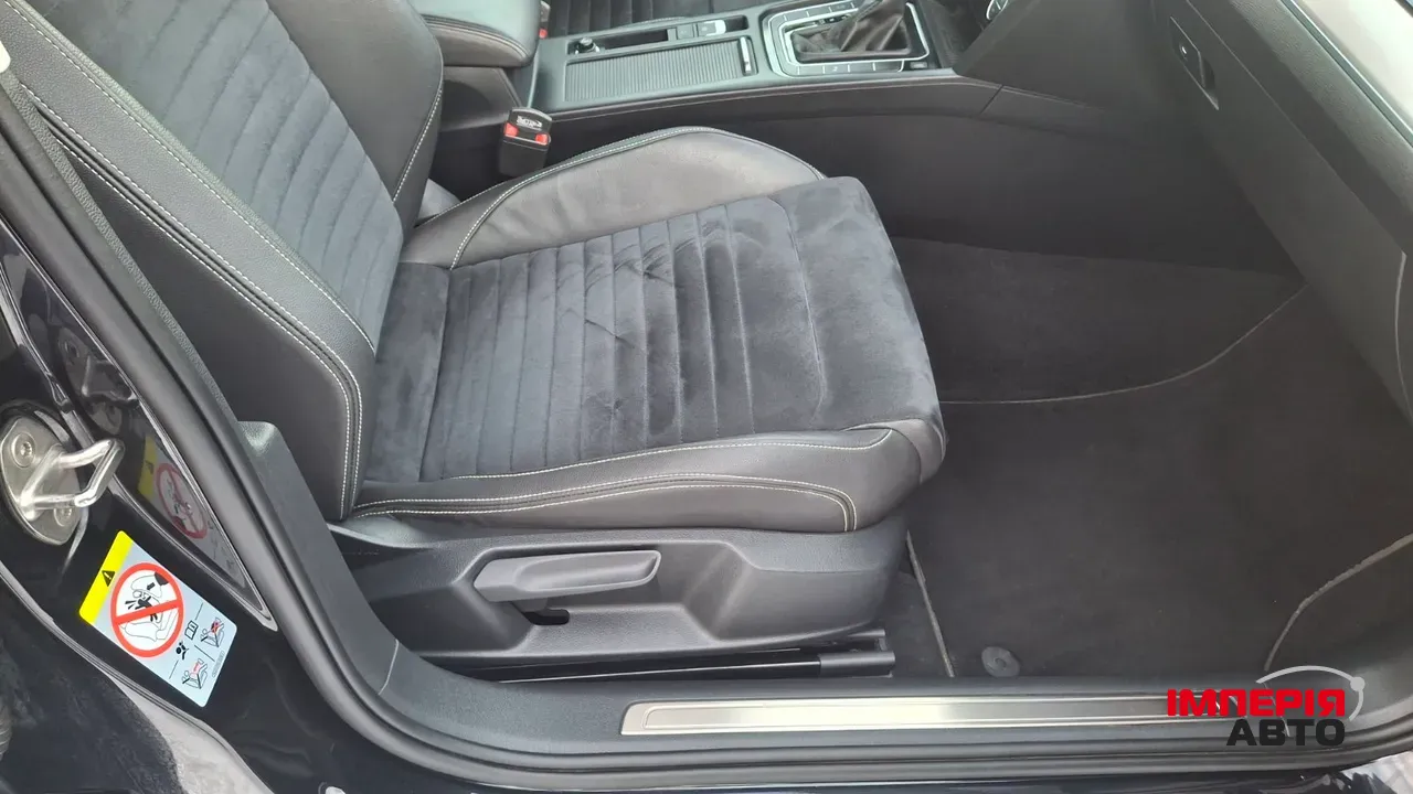 Volkswagen Passat - фото 32
