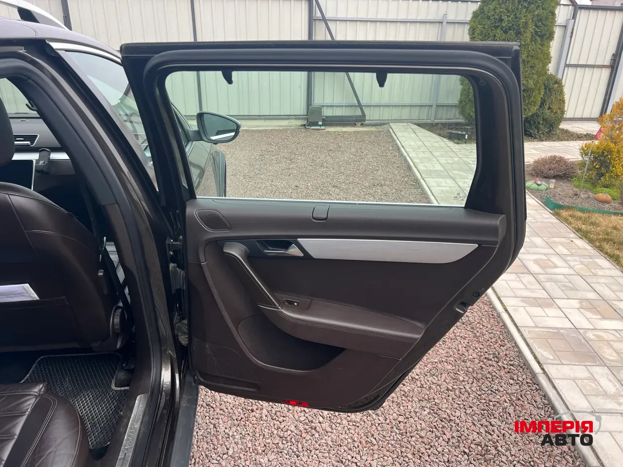 Volkswagen Passat - фото 15