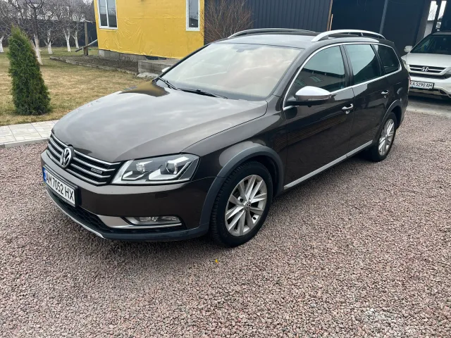 Volkswagen Passat - фото 2