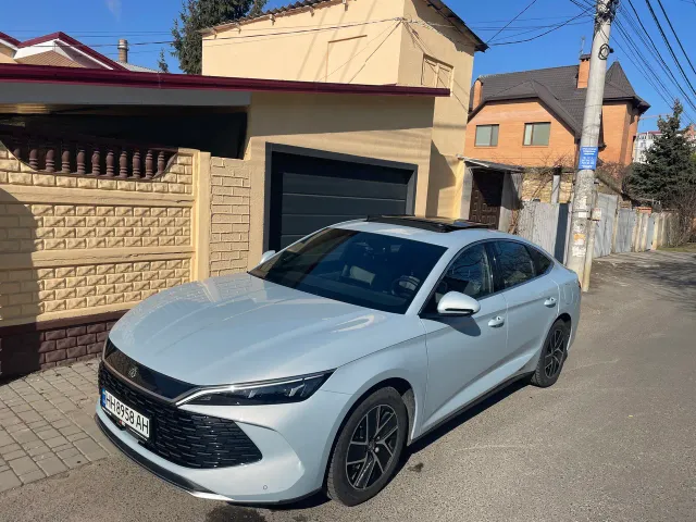 BYD Qin - фото 1