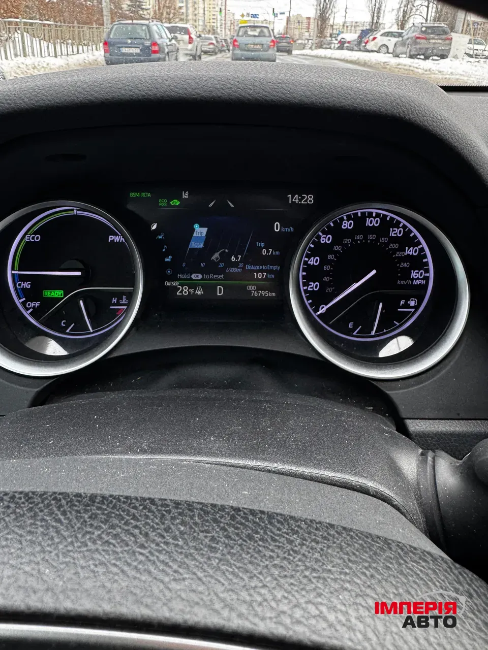 Toyota Camry - фото 2