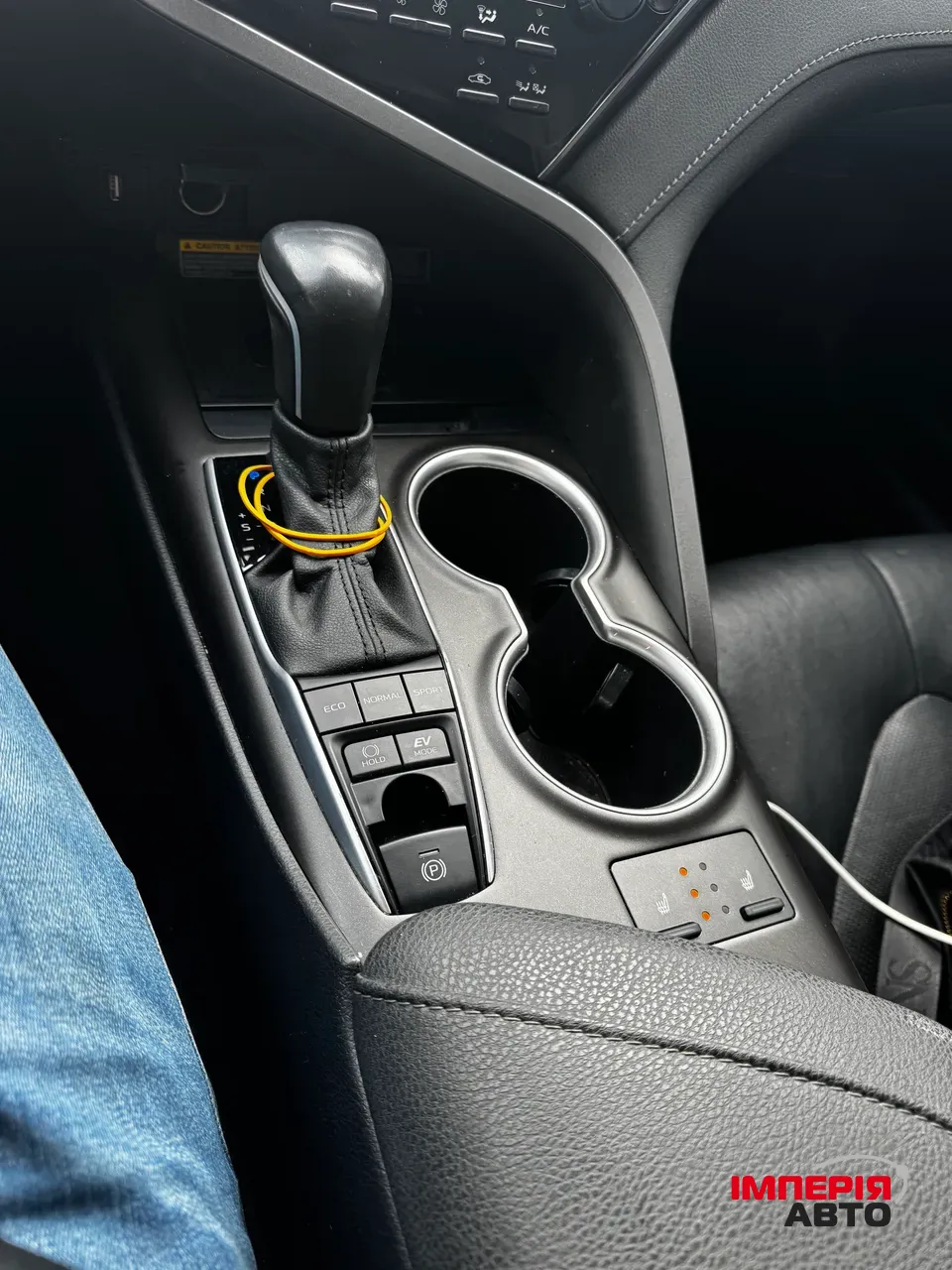 Toyota Camry - фото 19