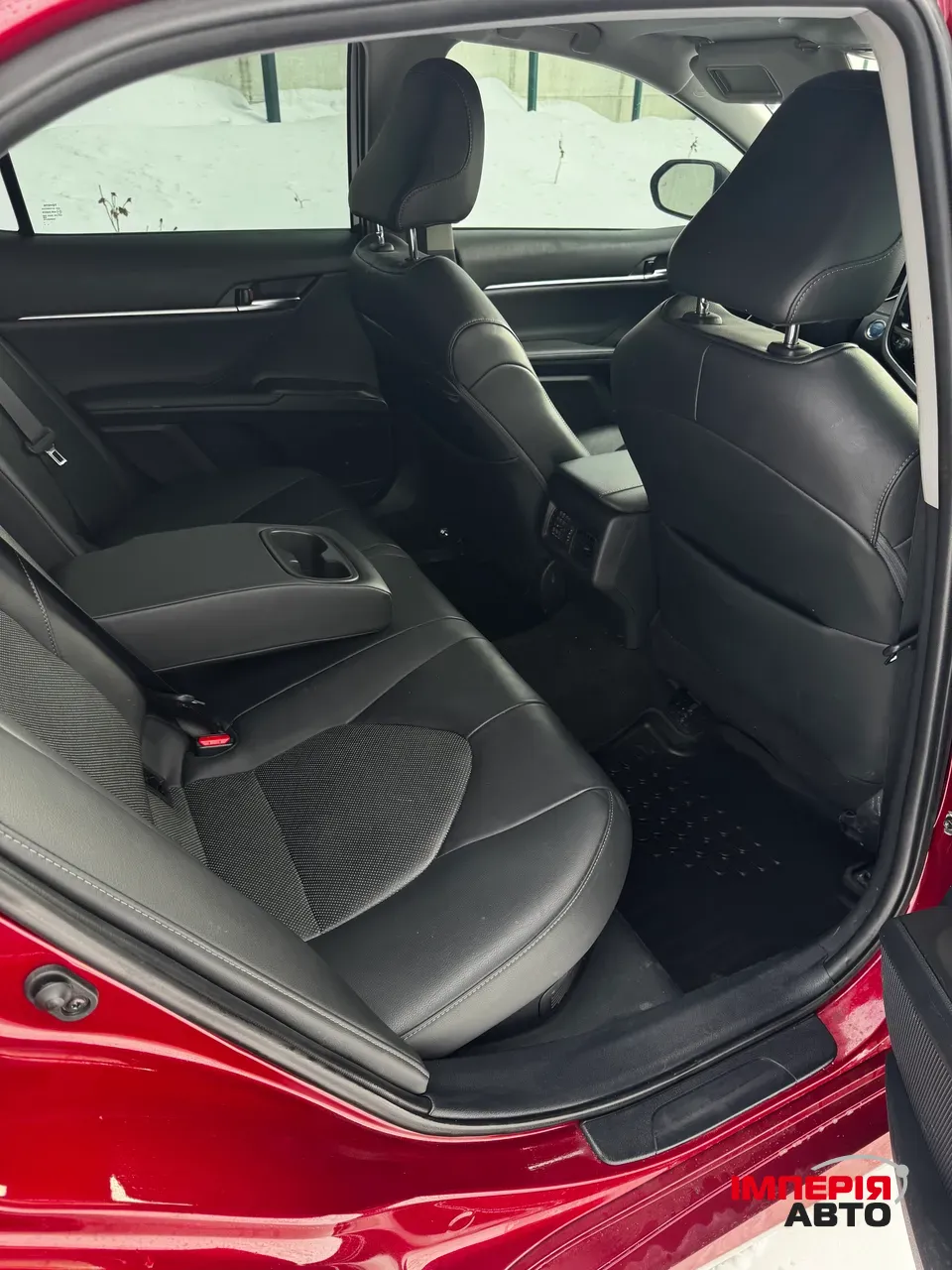 Toyota Camry - фото 6