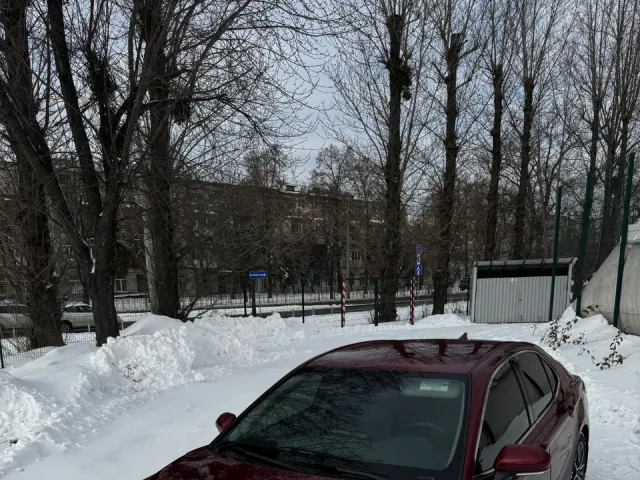 Toyota Camry - фото 3