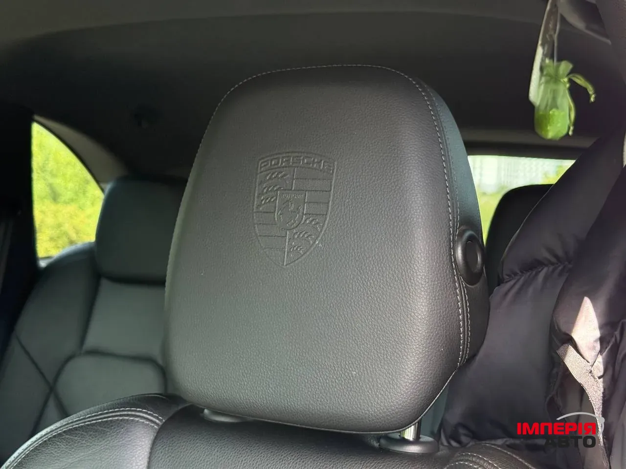 Porsche Cayenne - фото 30