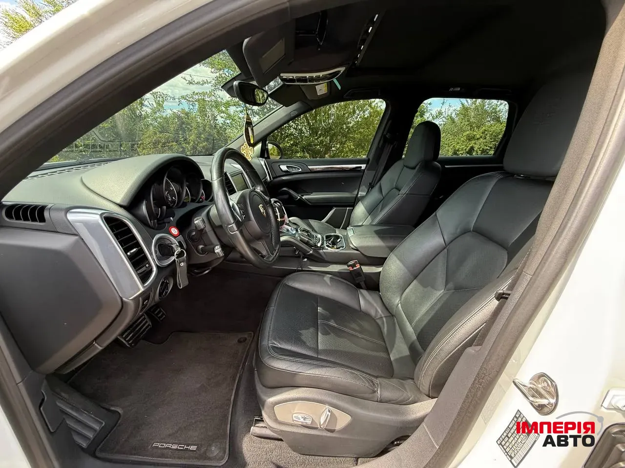 Porsche Cayenne - фото 23