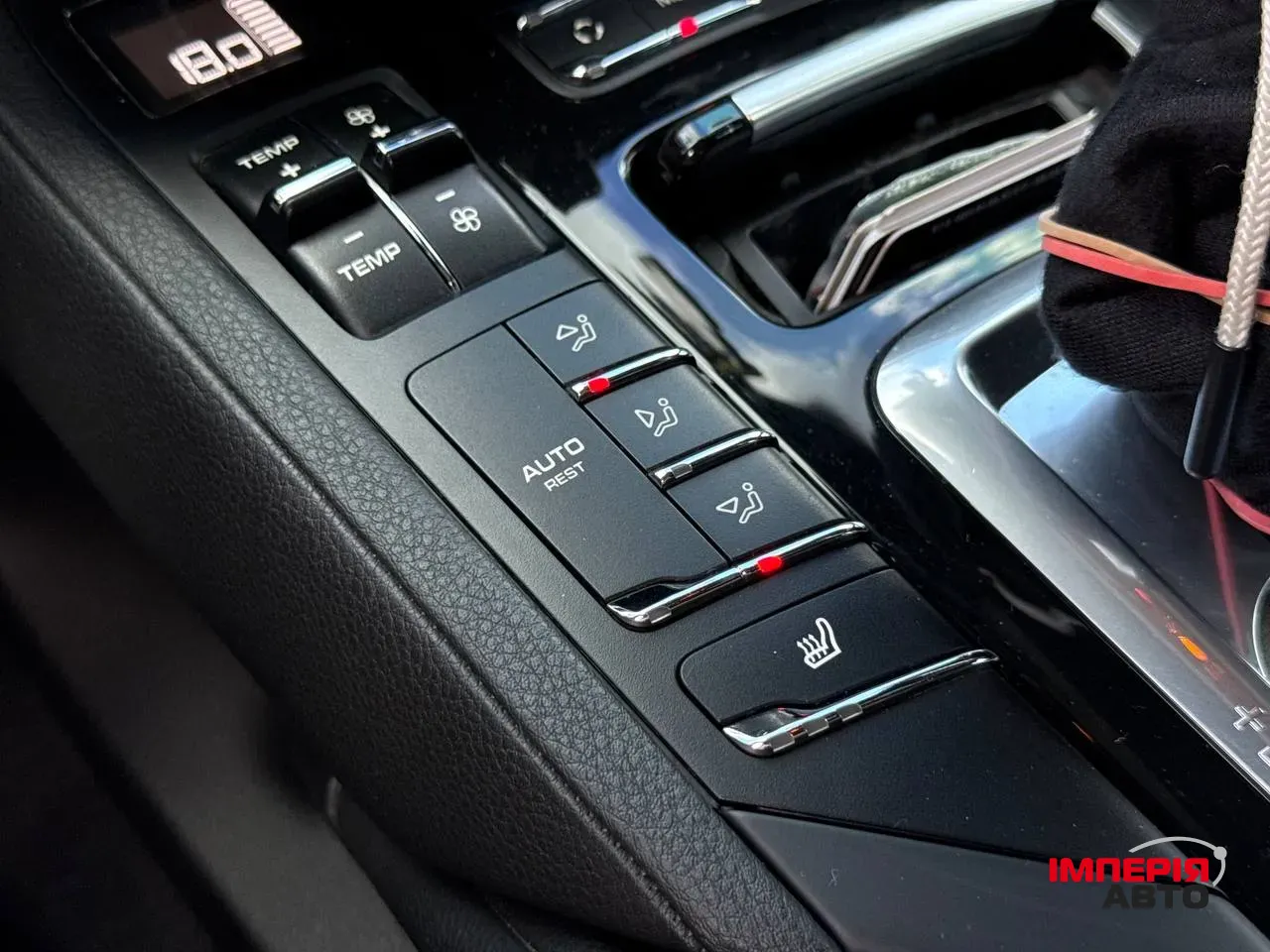 Porsche Cayenne - фото 38