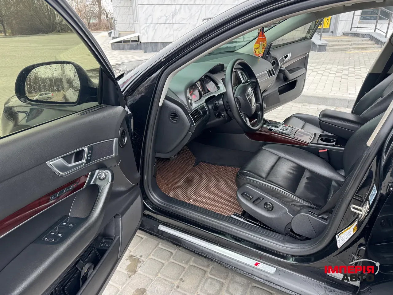 Audi A6 - фото 9