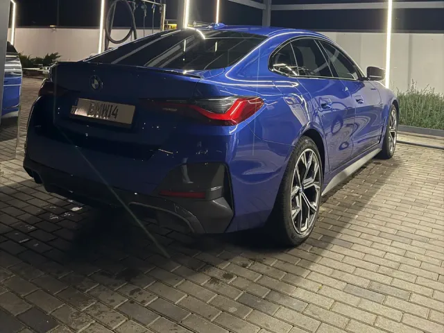 BMW i4 - фото 3