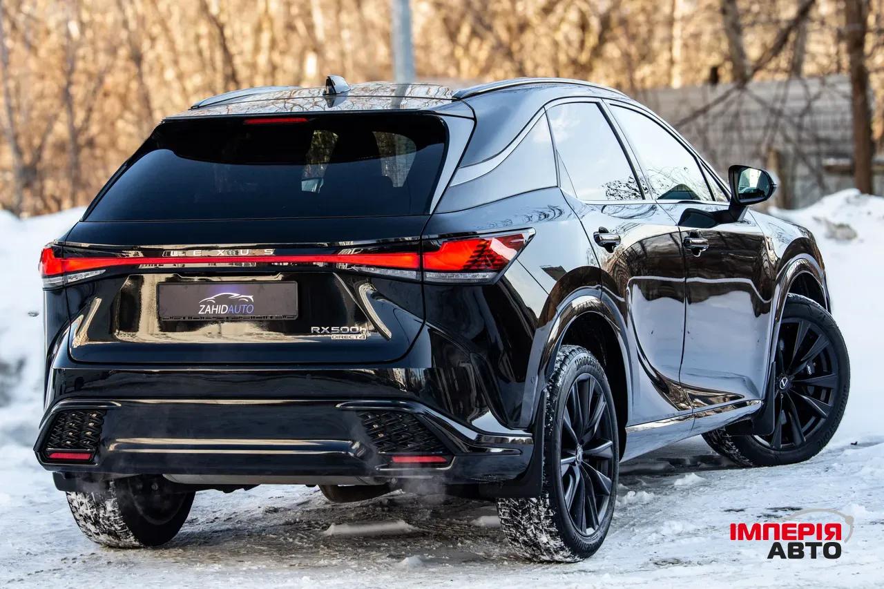 Lexus RX - фото 30