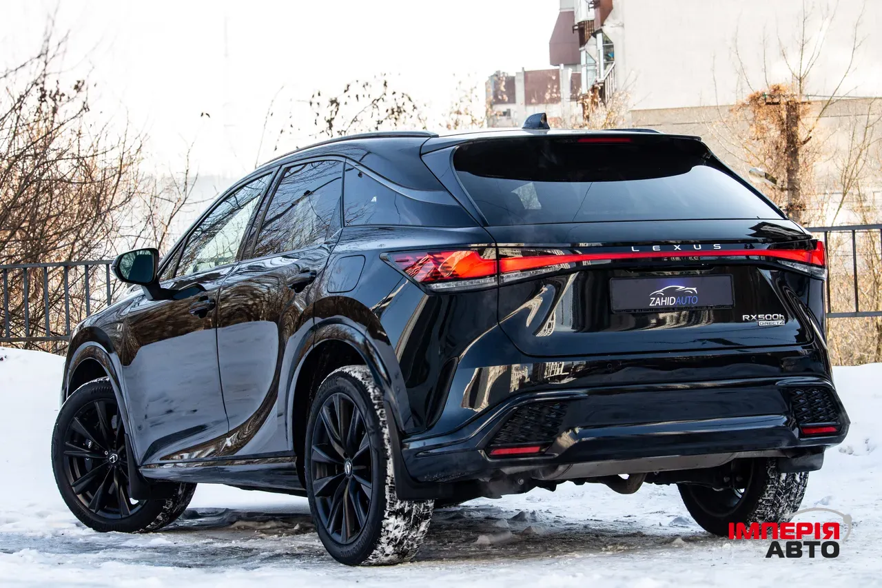 Lexus RX - фото 26