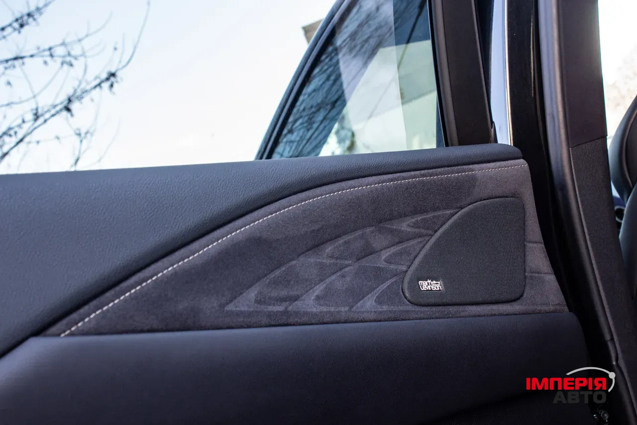 Lexus RX - фото 42