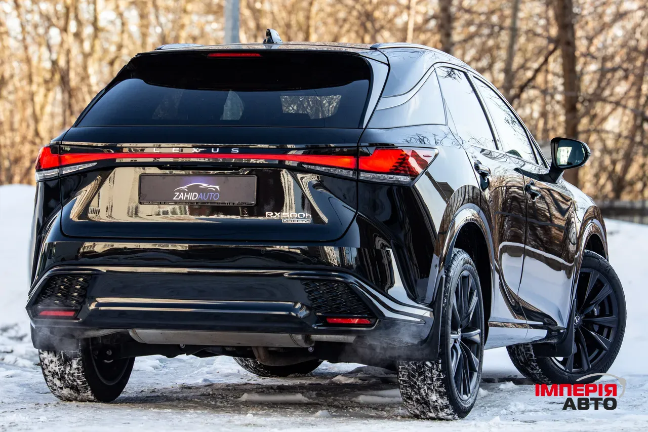 Lexus RX - фото 29