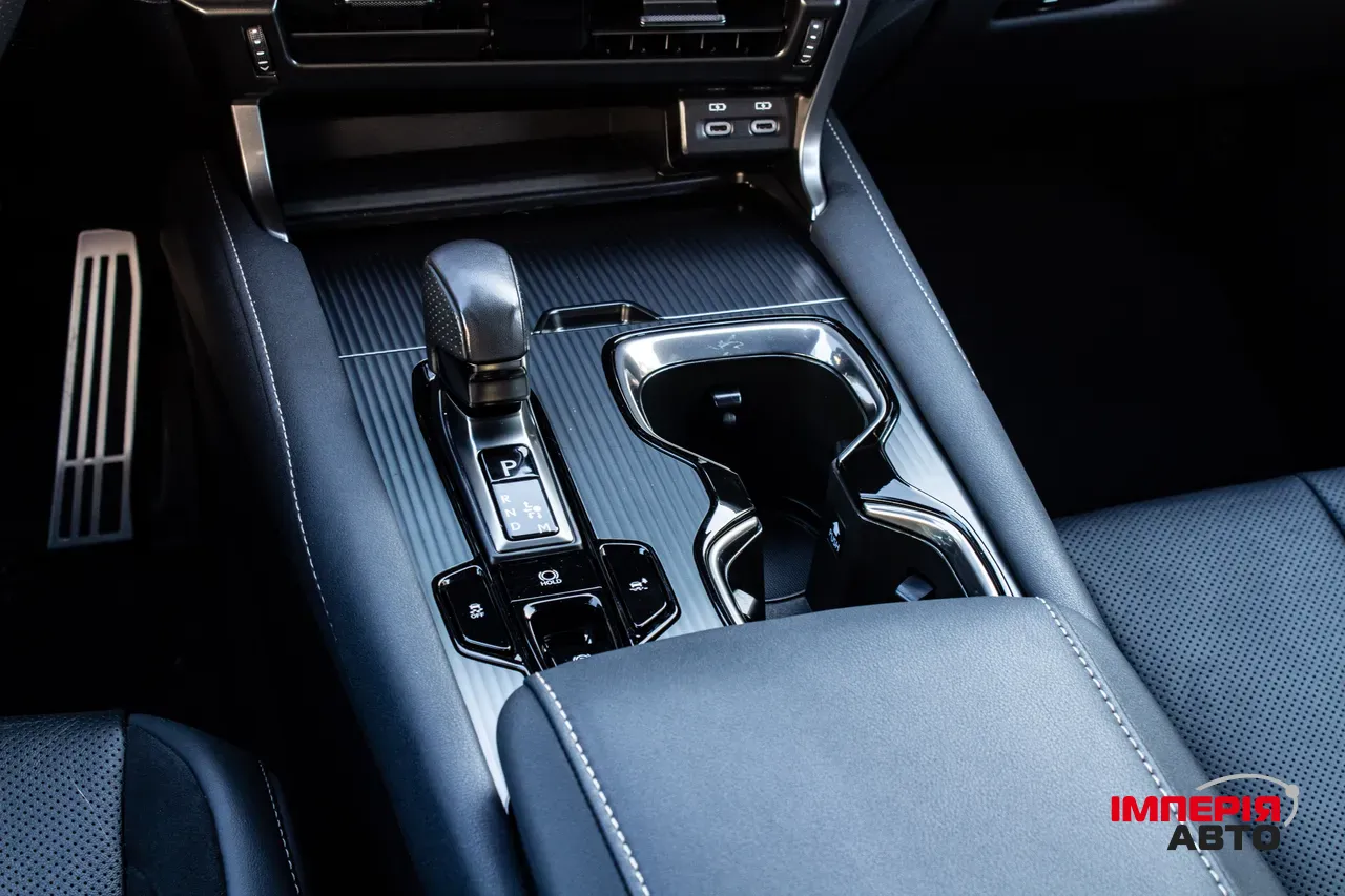 Lexus RX - фото 45