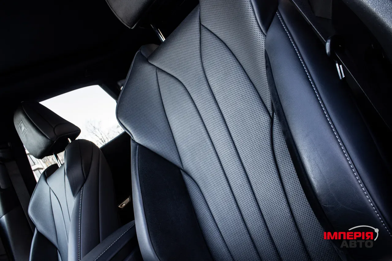 Lexus RX - фото 65