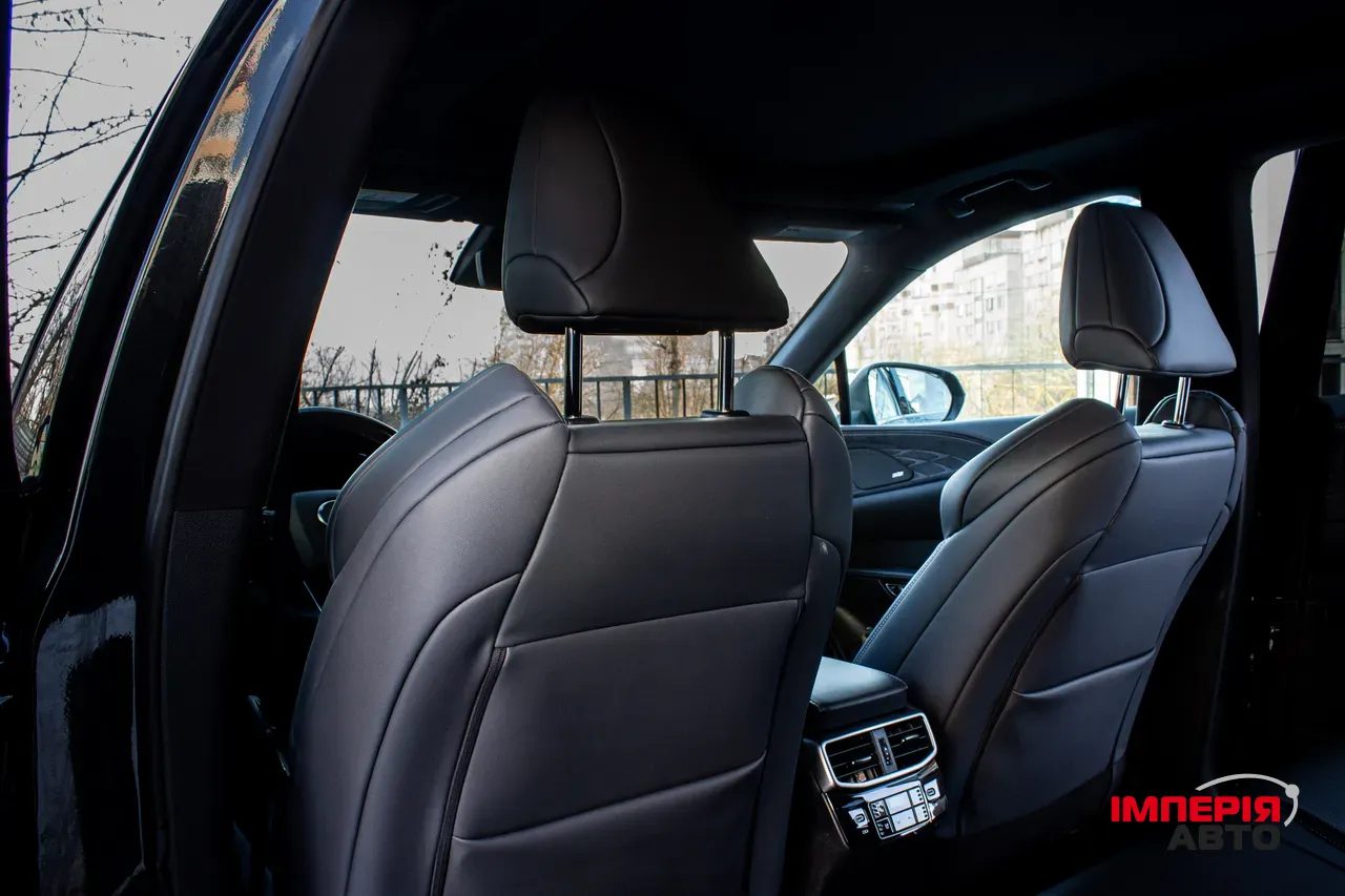 Lexus RX - фото 40