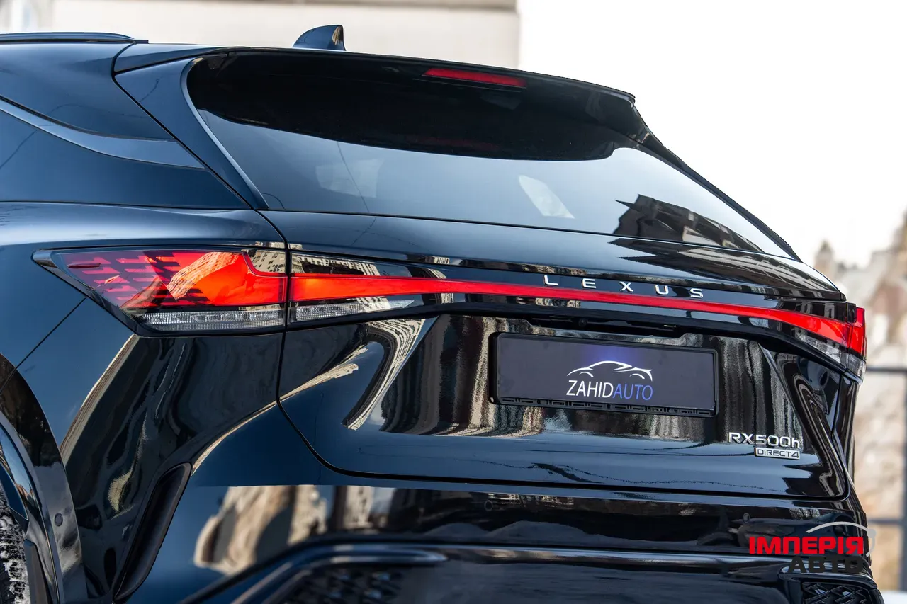 Lexus RX - фото 19