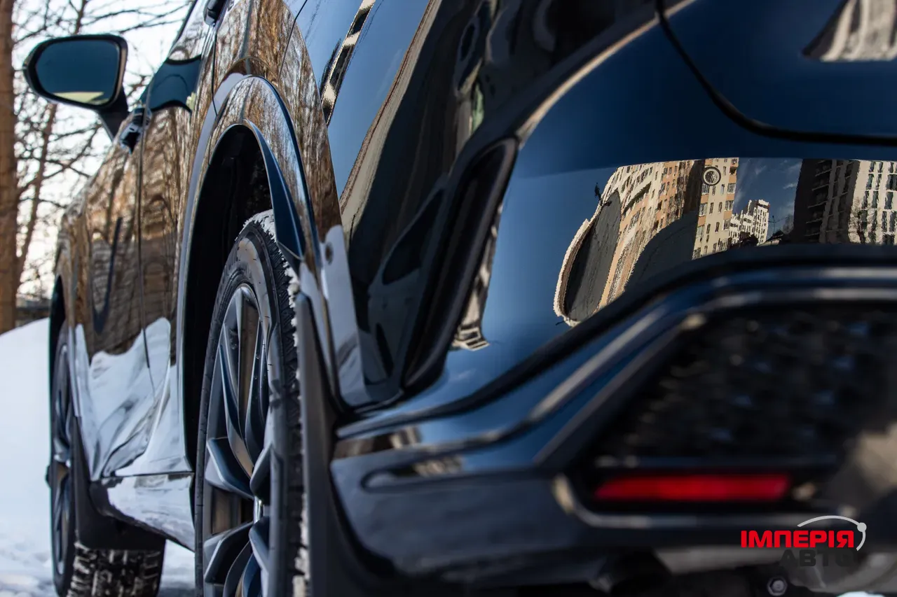 Lexus RX - фото 24