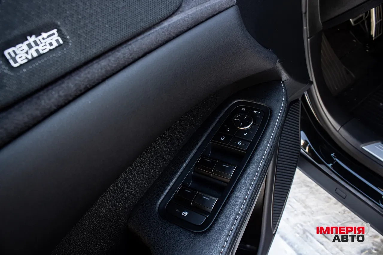 Lexus RX - фото 58