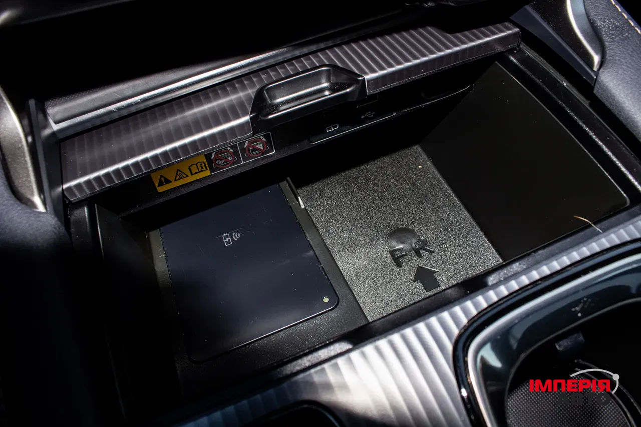 Lexus RX - фото 70