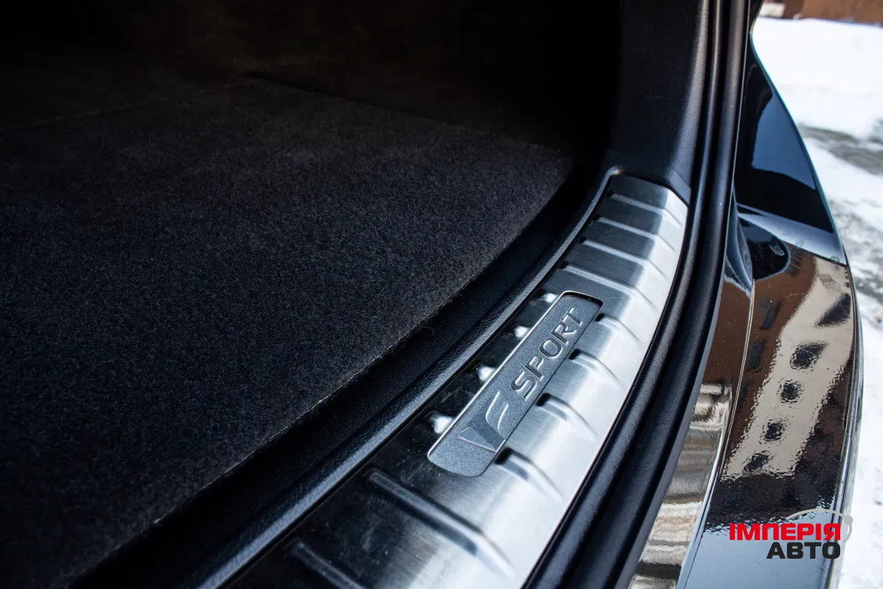 Lexus RX - фото 35